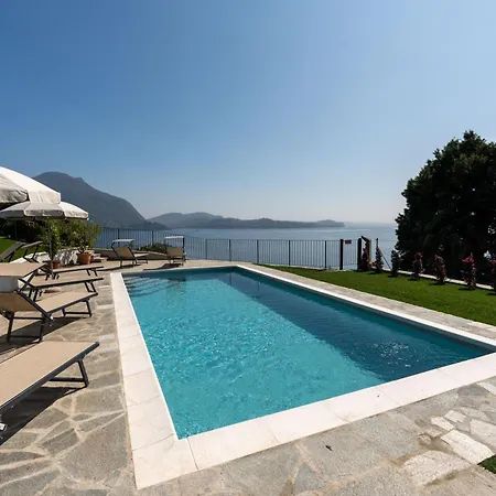Charming Il Motto With Pool Verbania