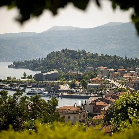 Charming Il Motto With Pool Verbania