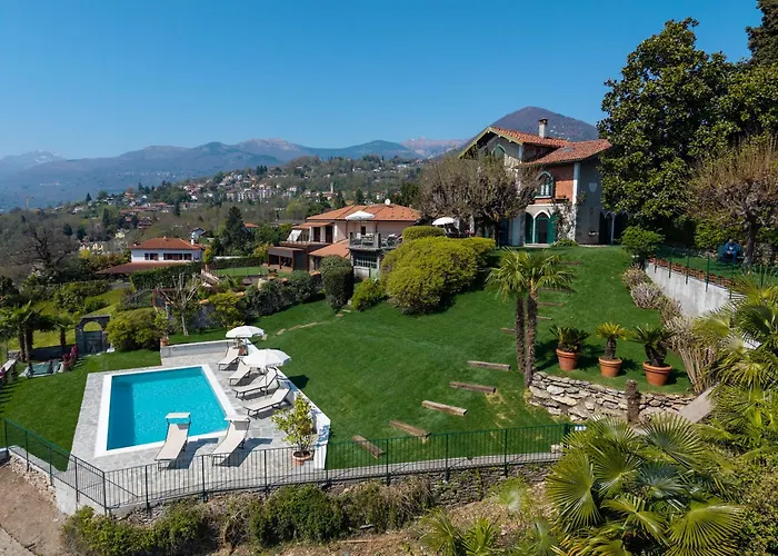 Villa Charming Il Motto With Pool