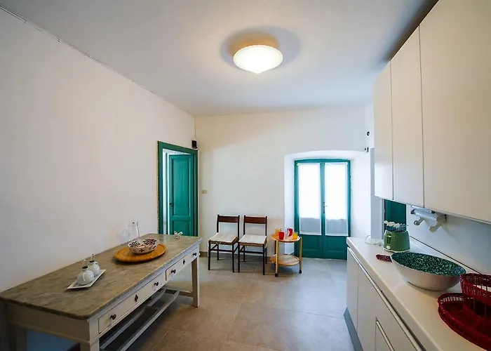 Charming Il Motto With Pool Verbania